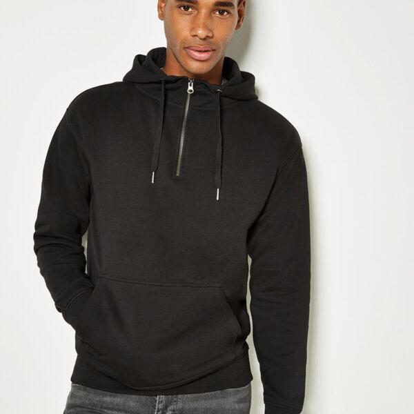 REGULAR FIT 1/4 ZIP HOODIE Thumbnail